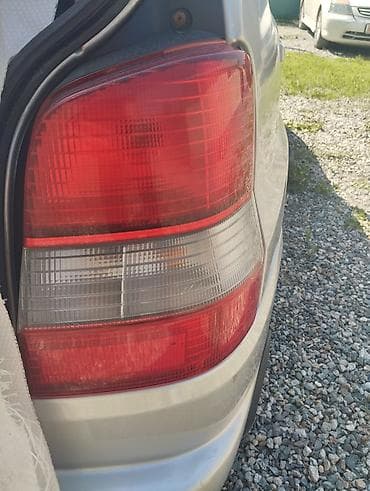 атего фара: Задний правый стоп ! Состояние отлично ! Мазда демио 1998 Цена 2000 — 1