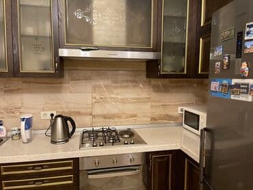 сниму квартиру в районе ошского рынка: 3 комнаты, Собственник, Без подселения, С мебелью полностью — 2