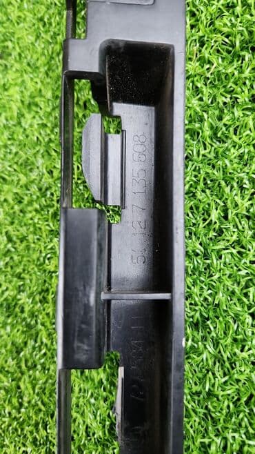 n62: Крепление бампера Bmw 7-Series E65 N62B36A 2003 заднее правое (б/у) ​ — 7