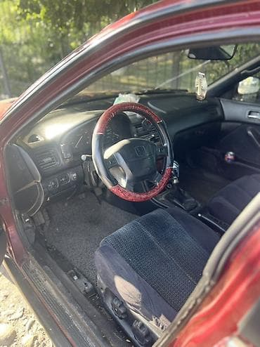 Honda Accord: 1996 г., 1.8 л, Механика, Бензин, Седан — 6