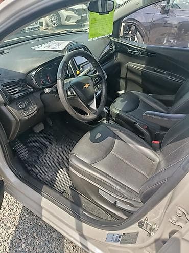 цены спарк: Chevrolet Spark: 2018 г., 1 л, Автомат, Бензин, Хэтчбэк — 4