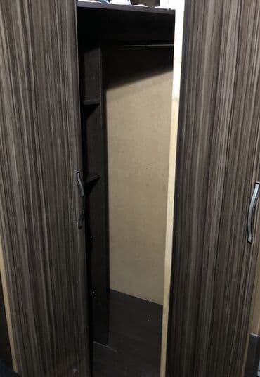 тумба для постельного белья: Шкаф для одежды, Б/у, Угловой, ЛДСП — 4