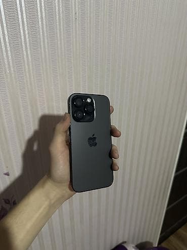 IPhone 14 Pro, Б/у, 128 ГБ, Jet Black, Защитное стекло, Чехол, Кабель, 80 %