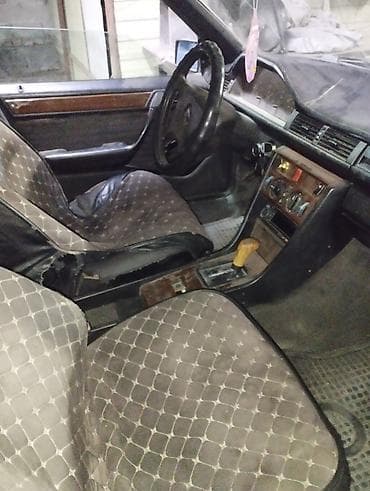 авто вит: Mercedes-Benz W124: 1995 г., 2.3 л, Автомат, Бензин, Седан — 6