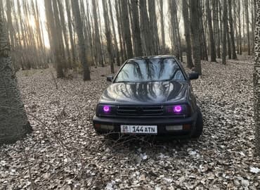 поворотник пассат б3: Volkswagen Vento: 1995 г., 1.8 л, Механика, Бензин, Седан — 1