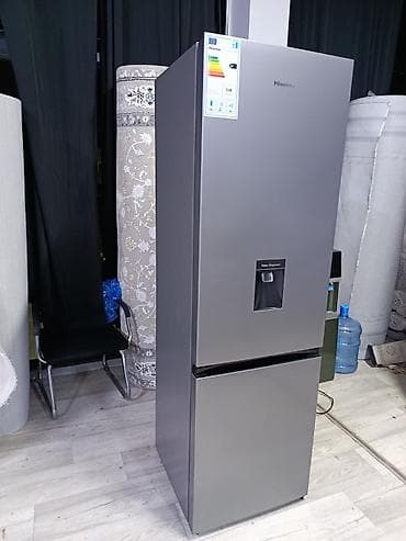Холодильник Hisense, Б/у, Двухкамерный, 2 * 2 *