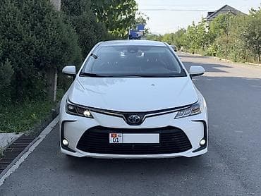 camry 55 se: Toyota Corolla: 2021 г., 1.8 л, Автомат, Гибрид, Седан — 1