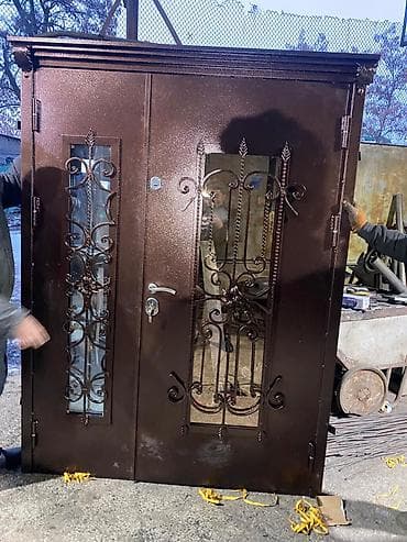 частный архитектор загородных домов: Изготовление и установка металлических входных дверей любой сложности — 3