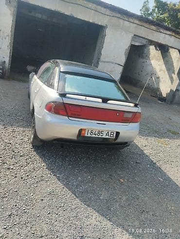 sprinter 516: Mazda 323: 1995 г., 1.5 л, Хэтчбэк — 3