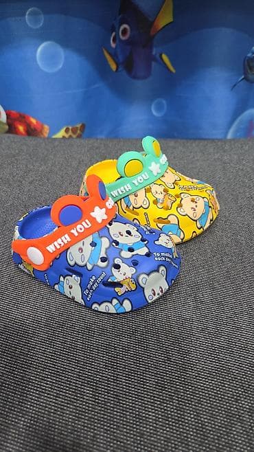 helly hansen: Детские сабо (кроксы) с ярким принтом медвежат - Модели: синяя и — 1