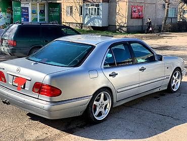 Mercedes-Benz E-Class: 1998 г., 4.3 л, Автомат, Бензин, Седан — 4