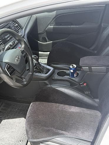 2016: Hyundai Avante: 2016 г., Автомат, Дизель — 5
