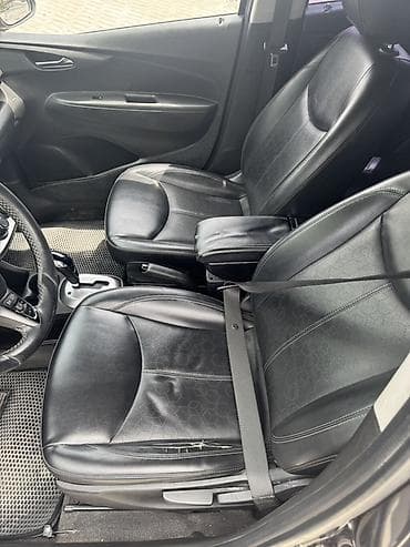 shevrolet gentra: Chevrolet Spark: 2017 г., 1 л, Вариатор, Бензин, Хэтчбэк — 7