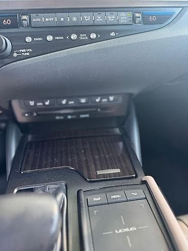 1000 к: Lexus ES: 2019 г., 2.5 л, Автомат, Гибрид, Седан — 9