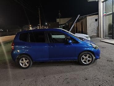 богаж фит: Honda Fit: 2001 г., 1.3 л, Механика, Бензин, Хэтчбэк — 5