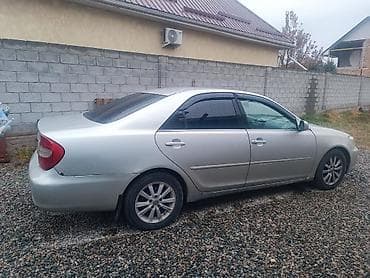 авто обмен на квартиру: Toyota Camry: 2001 г., Автомат, Бензин, Седан — 4