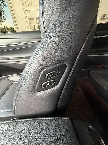 Hyundai Grandeur: 2017 г., 3 л, Автомат, Бензин, Седан — 5