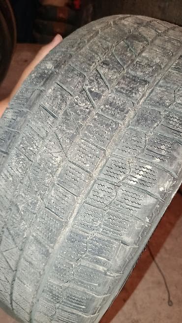 зимние шины спарк: Шины 215 / 45 / R 17, Зима, Б/у, Запаска, Легковые, KENDA — 3