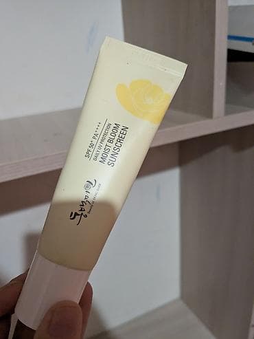 от солнца: Солнцезащитный крем Beauty of Joseon – Moist Bloom Sunscreen - SPF — 1