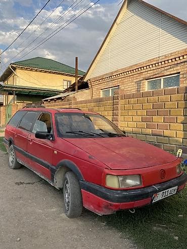 девятка 99: Volkswagen Passat: 1990 г., 1.8 л, Механика, Бензин, Универсал — 3