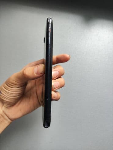 сколько стоит iphone 7: IPhone 8, Б/у, 256 ГБ, Jet Black, Чехол, 60 % — 4