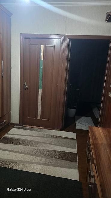 квартира живу: 3 комнаты, 70 м², 106 серия улучшенная, 3 этаж, Косметический ремонт — 2