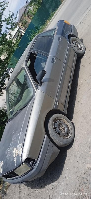 ауди 80 b4: Audi 80: 1992 г., 1.8 л, Механика, Бензин, Седан — 1