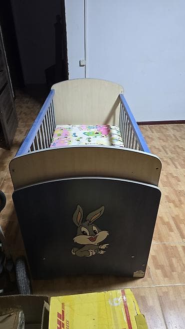 Офисная мебель: Детская кроватка с матрасом - Классическая деревянная кроватка для — 2