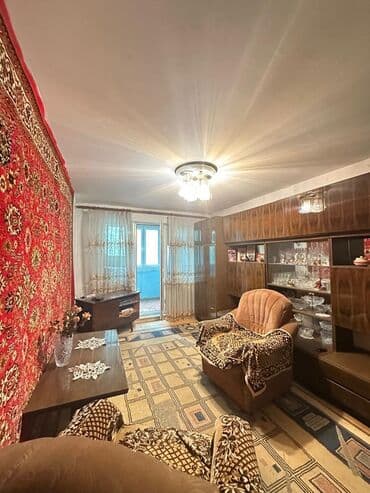 дом квартира продаю: 3 комнаты, 56 м², 104 серия, 1 этаж, Старый ремонт — 3