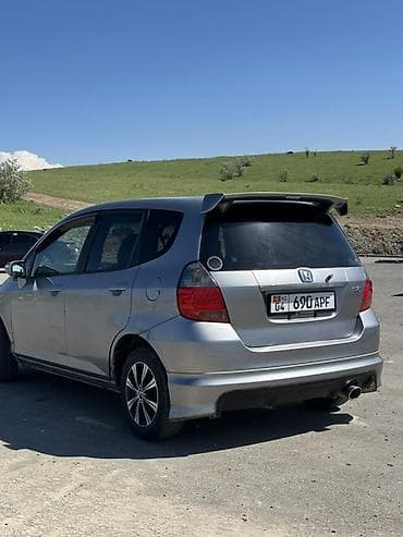 манитор фит: Honda Fit: 2003 г., 1.5 л, Вариатор, Бензин, Хэтчбэк — 2