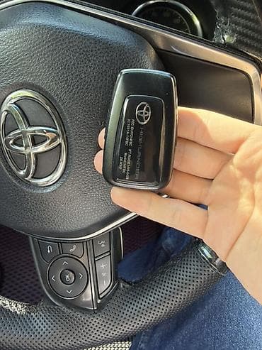 клучи: Ключ Toyota Новый, Оригинал — 2