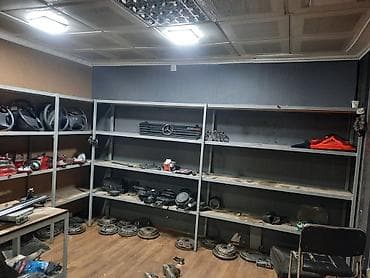 контейнер мини: Продаётся контейнер переделан на магазин. 2 контейнера 40 Тонн — 5