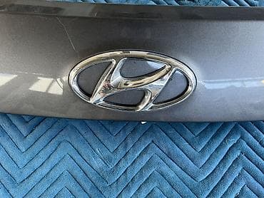 полик на хонда фит: Накладка крышки багажника Hyundai, 2018 г., Б/у, Оригинал — 5
