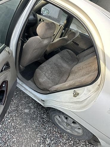 Продажа авто: Daewoo Leganza: 1999 г., 1.6 л, Механика, Бензин, Седан — 6