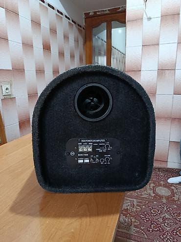 купить усилитель звука в авто: Сабвуфер в тубе для авто - Форм-фактор: сабвуфер в цилиндрическом — 4