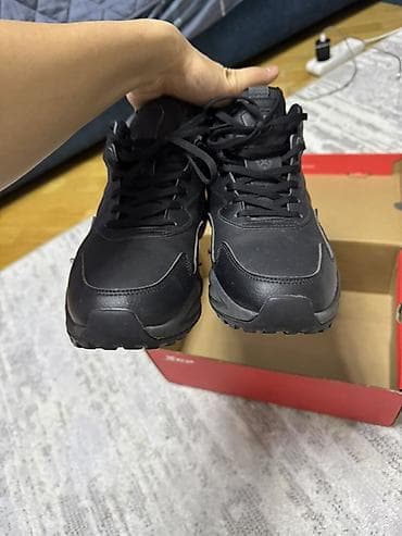 Кроссовки и спортивная обувь: Мужские кроссовки, 42, 41.5, The North Face, Б/у, цвет - Черный, Платная доставка, Самовывоз — 7