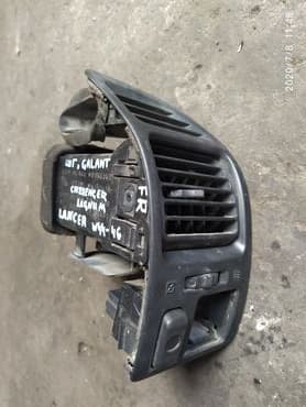 бу запчасти на митсубиси спейс вагон: Mitsubishi Chariot Grandis Воздуховод, Митсубиси шариотт грандис — 1