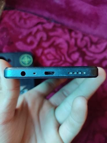 adam audio: Realme C3, Б/у, 32 ГБ, цвет - Черный — 5