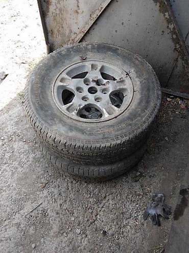 maxxis 980: Митсубиси паджеро 16 .1 штук 4000 сом — 1