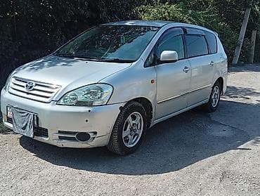 carnival 2017: Toyota Ipsum: 2002 г., 2.4 л, Автомат, Бензин, Минивэн — 1