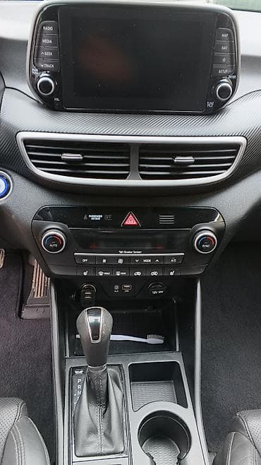 shevrolet niva: Hyundai Tucson: 2019 г., 2 л, Автомат, Дизель, Кроссовер — 9