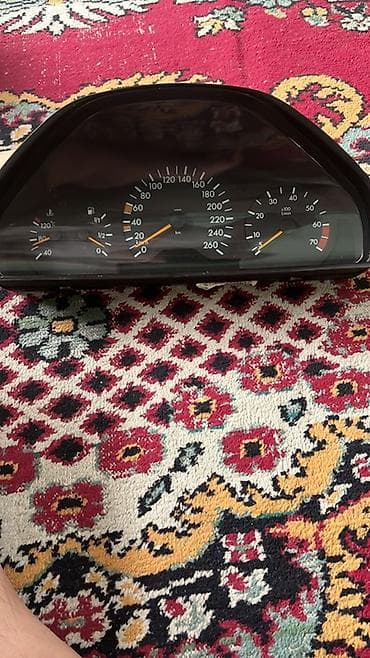 Щиток приборов Mercedes-Benz 1998 г., Аналог