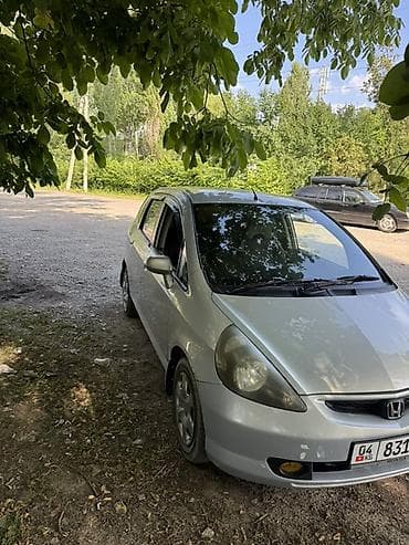 Унаа сатуу: Honda Fit: 2003 г., 1.3 л, Вариатор, Бензин, Хетчбек — 2