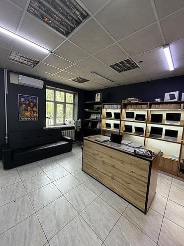 золотом квадрате: Продажа магазинов В жилом доме, 80 м², 1 этаж — 4