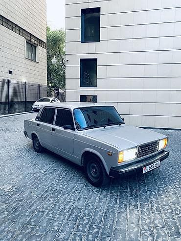 lada 2101: ВАЗ (ЛАДА) 2107: 2010 г., 1.6 л, Механика, Бензин, Седан — 5