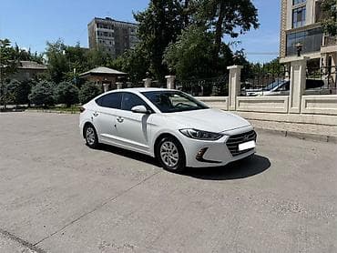 полик акорд: Hyundai Avante: 2018 г., 1.6 л, Автомат, Газ, Седан — 2