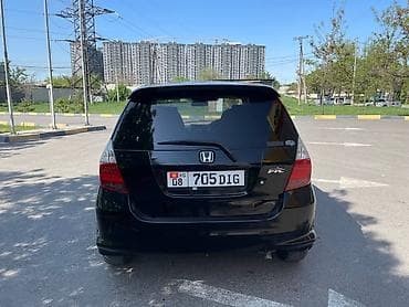 хонда фить: Honda Fit: 2006 г., 1.3 л, Автомат, Бензин, Хэтчбэк — 6