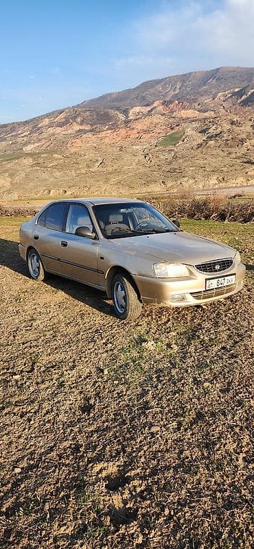 kia clarus: Hyundai Accent: 2000 г., Механика, Бензин, Седан — 1