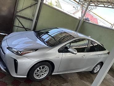 prius v: Toyota Prius: 2021 г., Вариатор, Гибрид, Хэтчбэк — 7