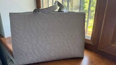 сумка женская большая брендовая: Сумка-тоут Armani Exchange, светло-серого цвета. - Материал: экокожа — 1